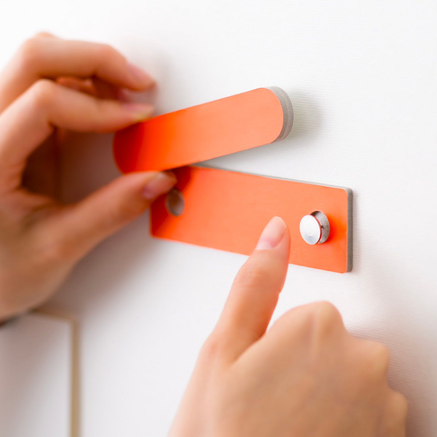 Picture hanging bar