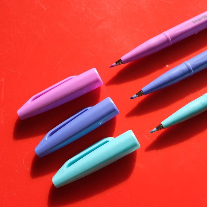 Purple and Blue Sign Pens