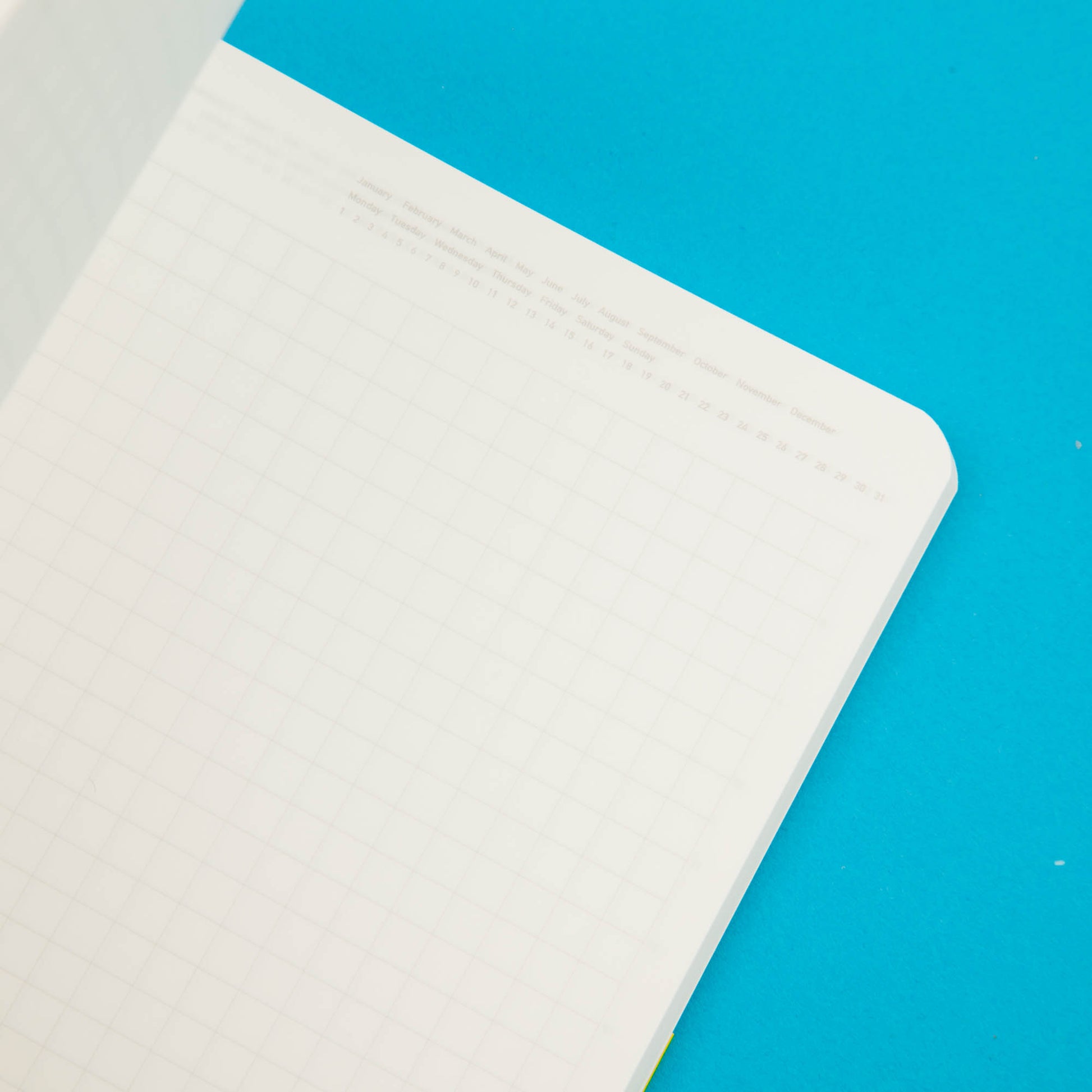 365 Days Graph Notebook - A5 / Yellow
