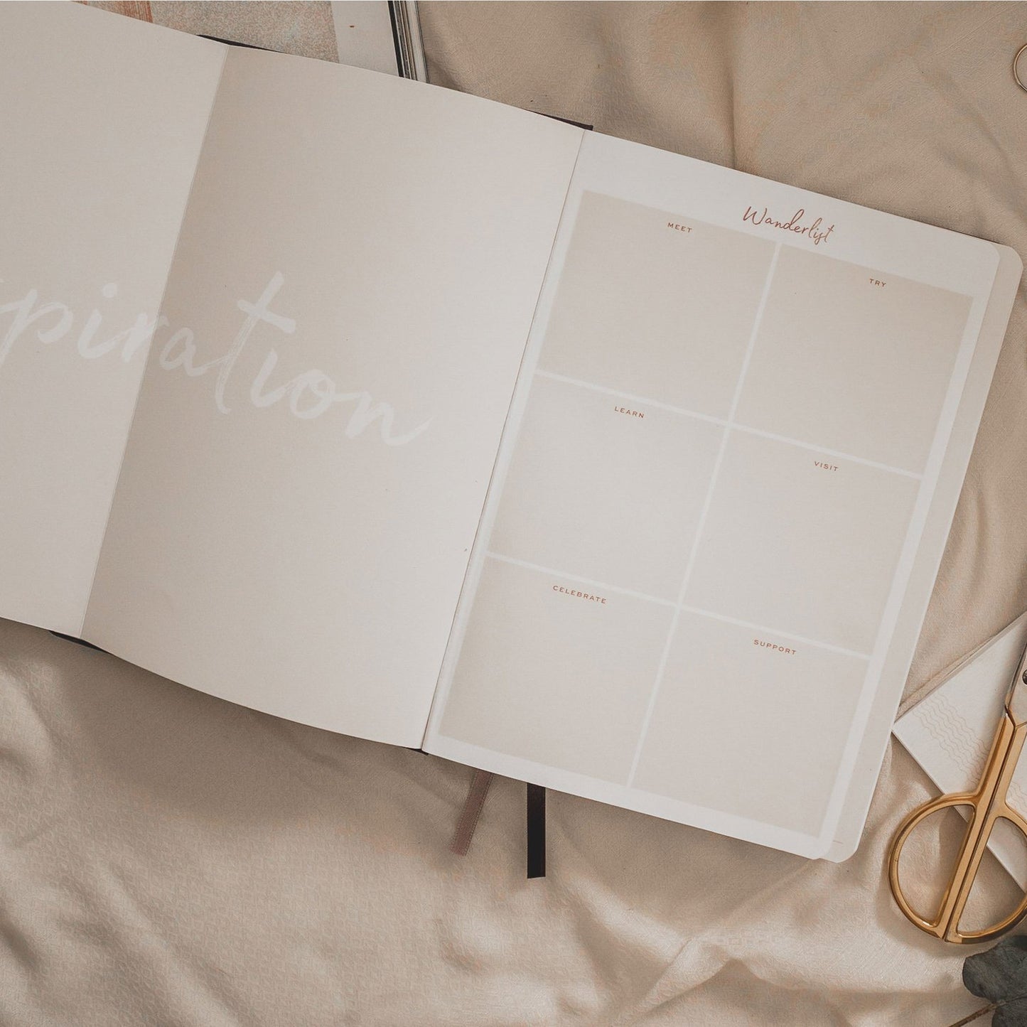 Undated Weekly Planner - Linen